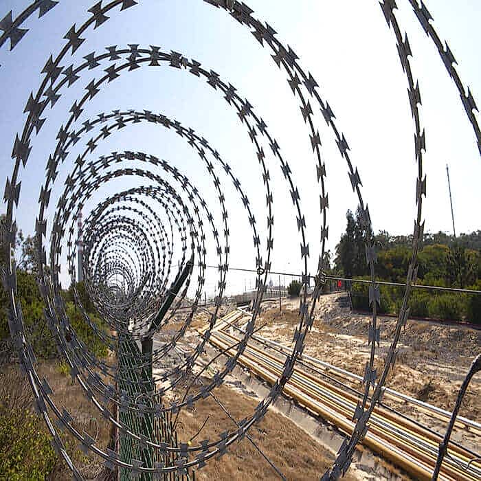 Yüksek Güvenlikli Helezon Jiletli Teller İle Daha Güvenli Alanlar Oluşturabilirsiniz.