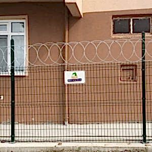 düzlemsel jiletli tel uygulaması