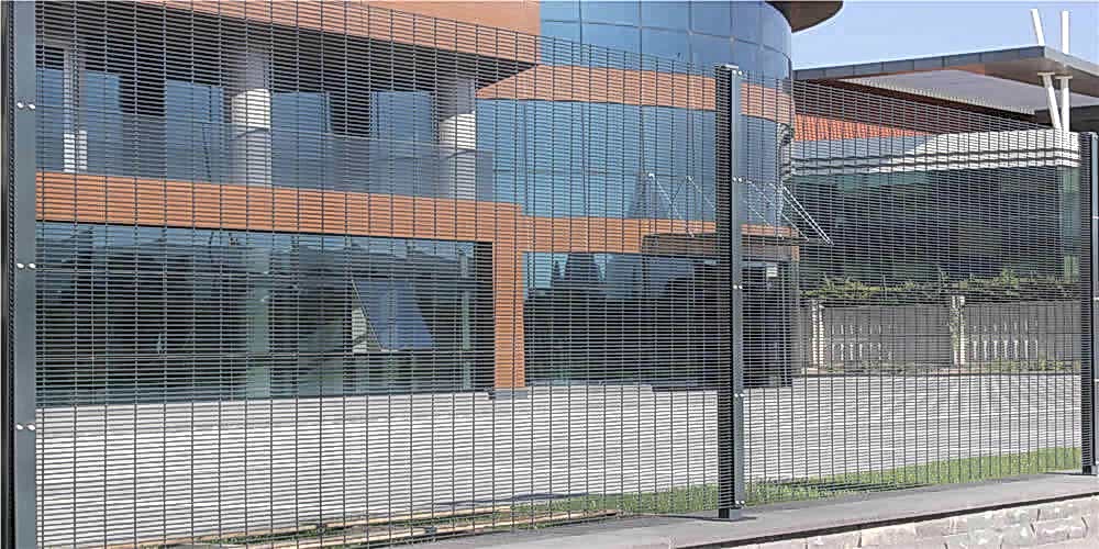 yüksek güvenlikli panel çit fiyatları