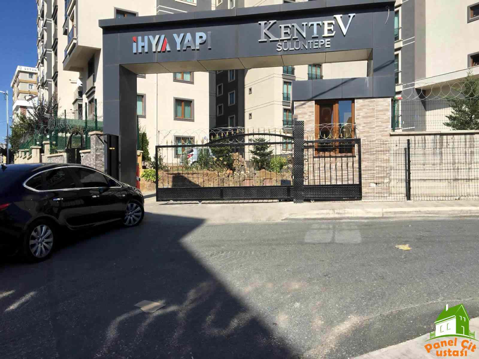 Yana Kayar Kapı